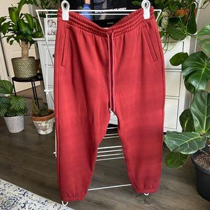Fabletics Go-To Umbria Red Sweatpant
